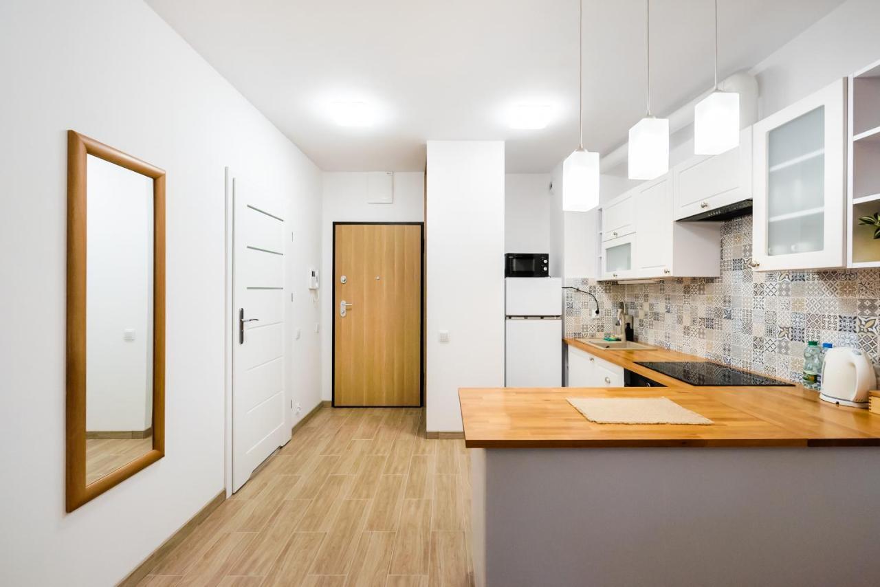 Metro Bemowo Colourful Apartment Βαρσοβία Εξωτερικό φωτογραφία