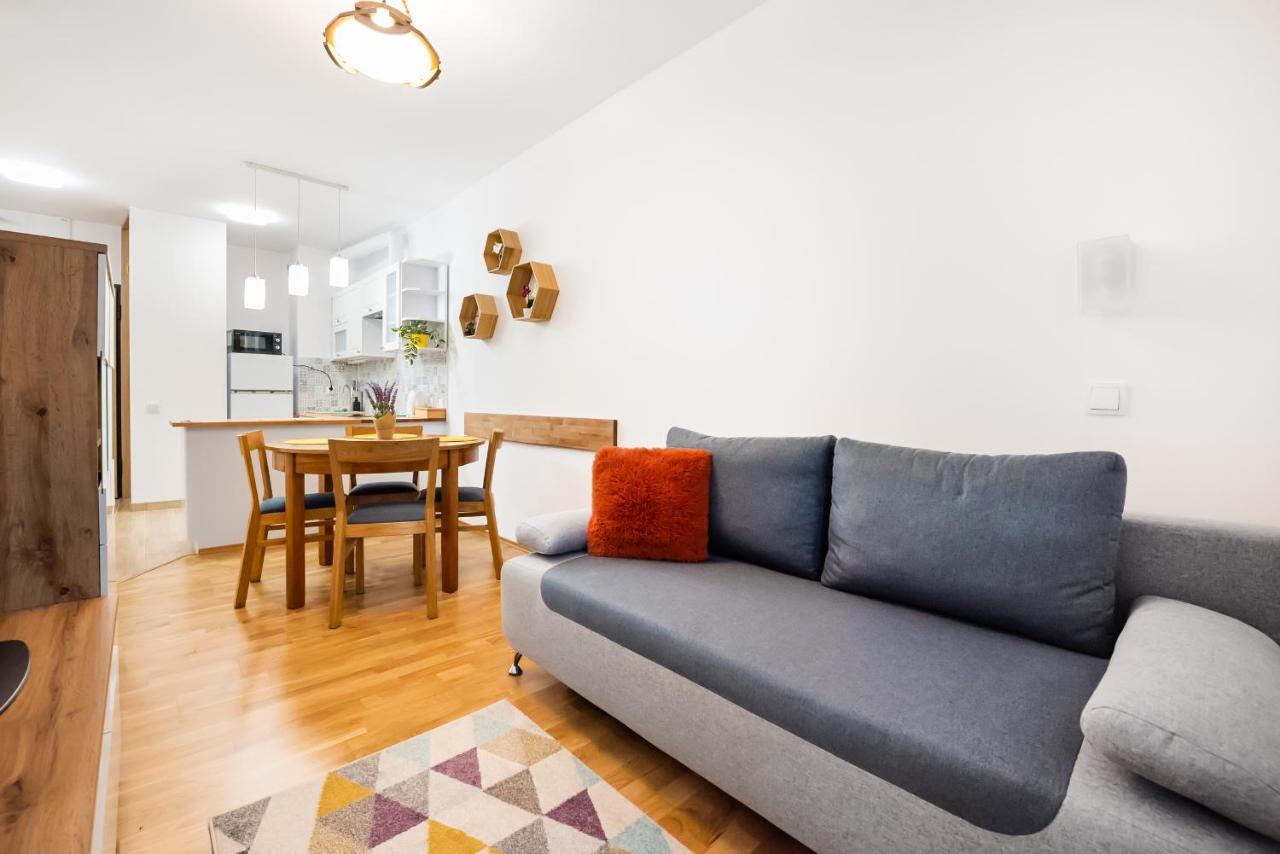 Metro Bemowo Colourful Apartment Βαρσοβία Εξωτερικό φωτογραφία