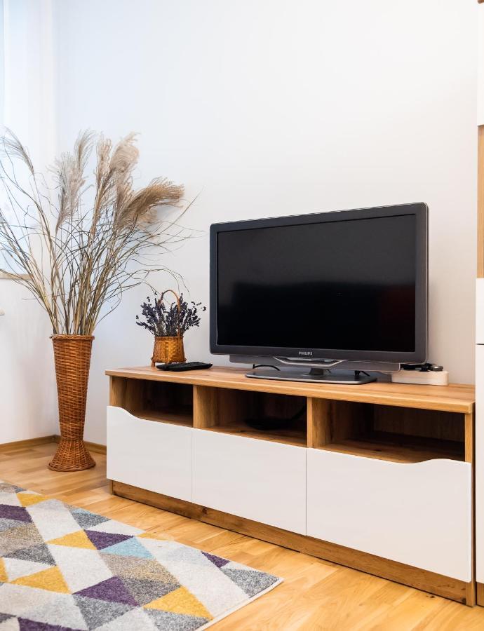 Metro Bemowo Colourful Apartment Βαρσοβία Εξωτερικό φωτογραφία